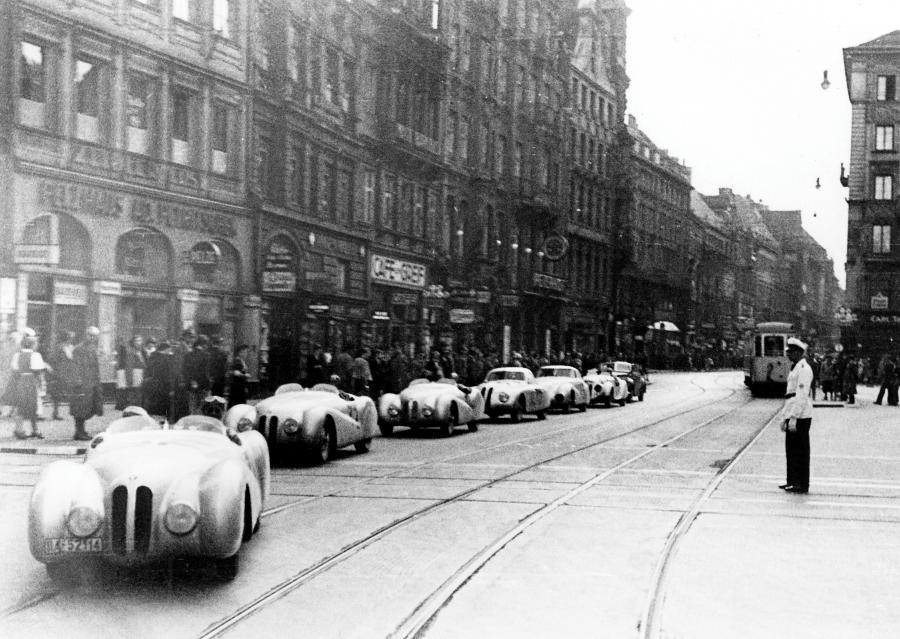  BMW 328 Bugelfalten Mille Miglia (85032) 1939 года  (фото 16 из 74)
